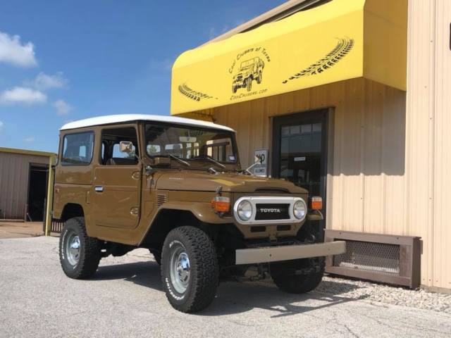 1976 Red Toyota Land Cruiser
