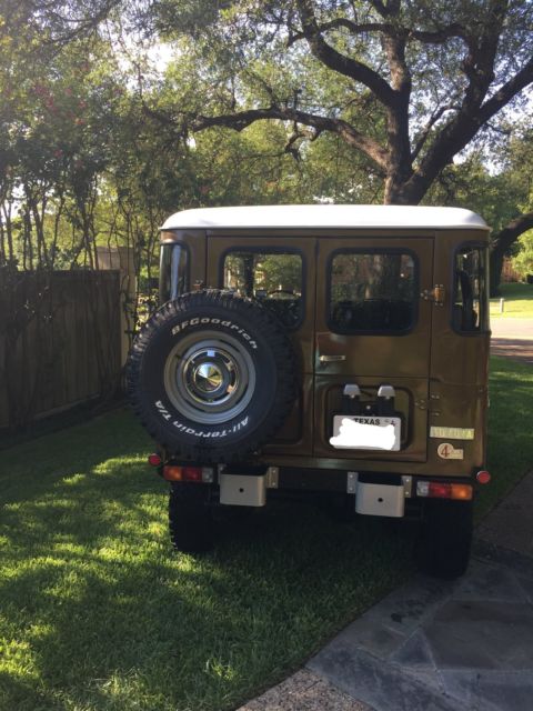 1976 Red Toyota Land Cruiser