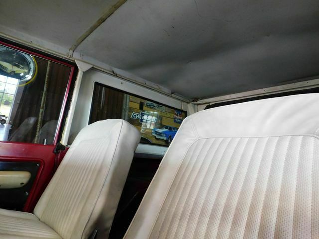 1976 Red Ford 4X4 --