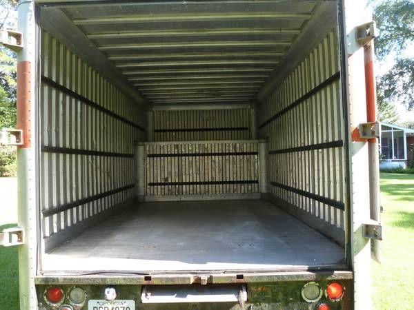 1976 Orange/White Ford F-350 Box Truck