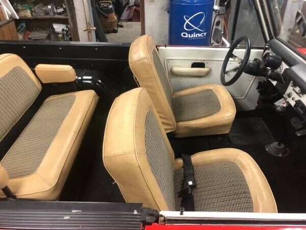 1976 Red Ford Bronco SUV