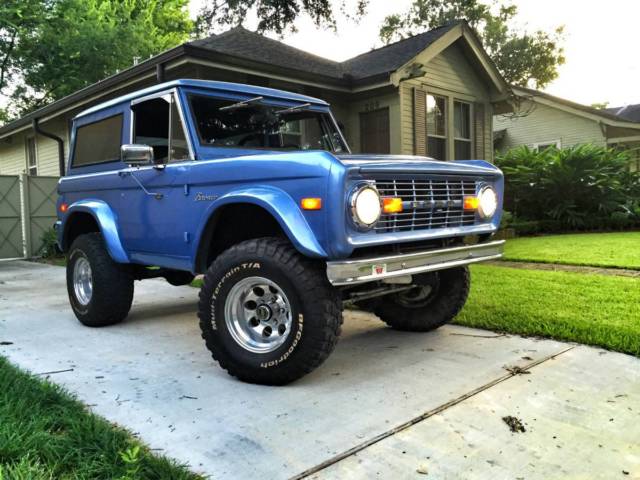1976 Blue Ford Bronco Convertible