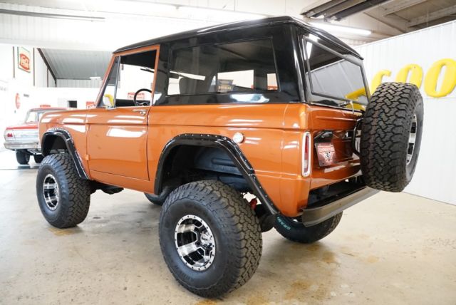 1976 Bronze Ford Bronco --