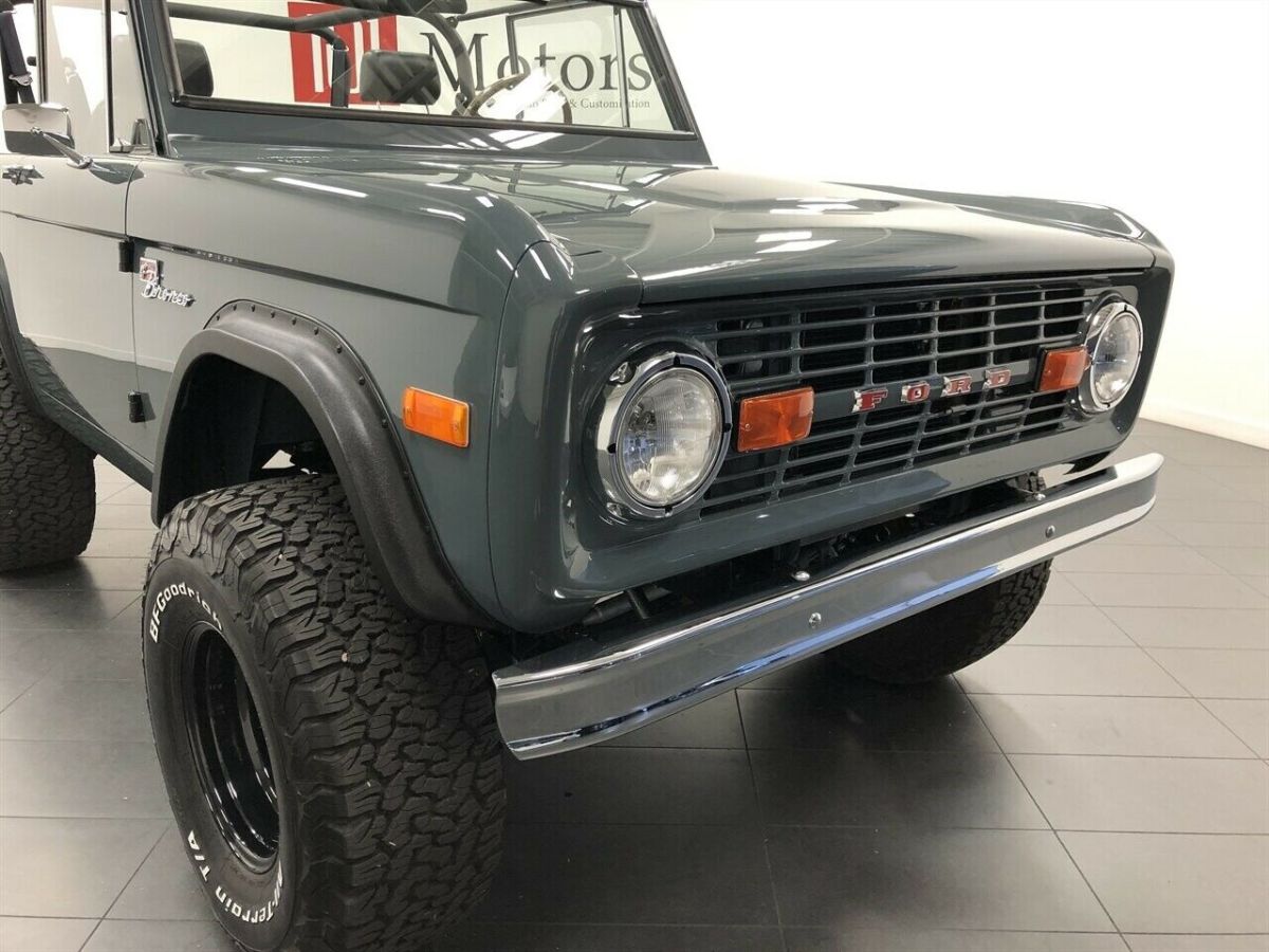 1976 Gray Ford Bronco --