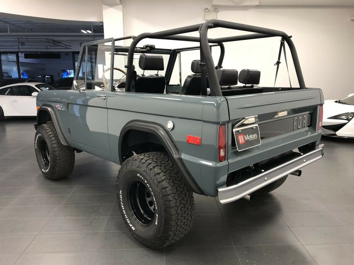 1976 Gray Ford Bronco --