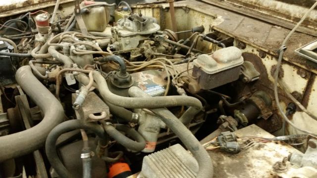 1976 White Ford Bronco