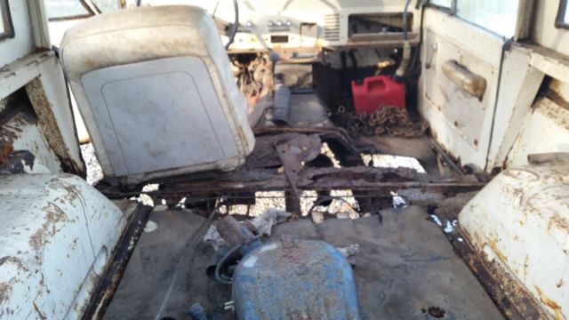 1976 White Ford Bronco