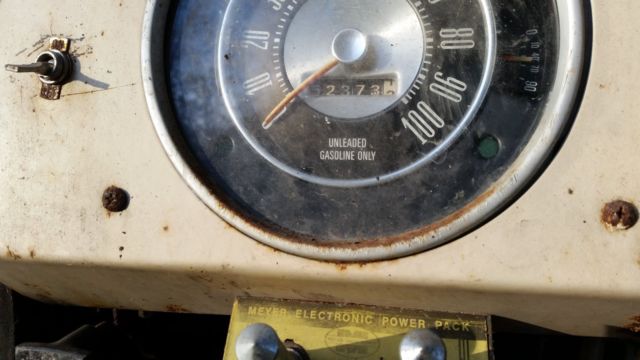 1976 White Ford Bronco