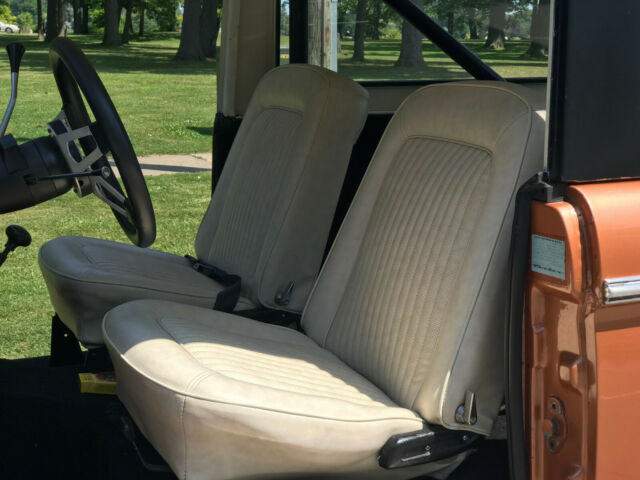 1976 Ginger (orange) Ford Bronco SUV