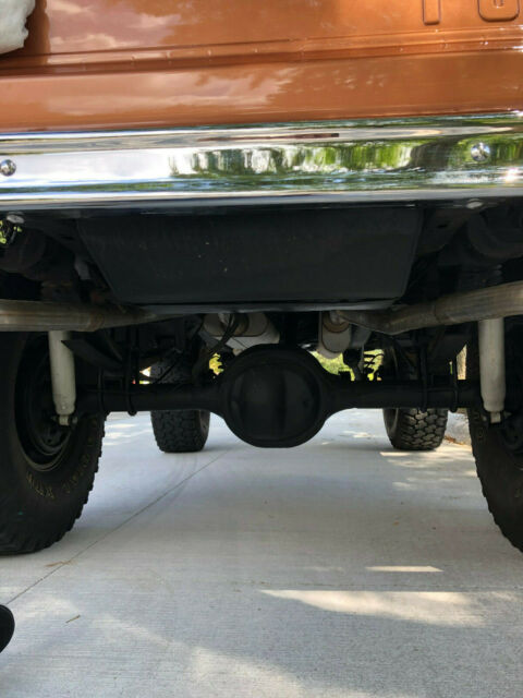 1976 Ginger (orange) Ford Bronco SUV