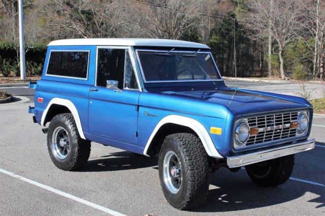 1976 Blue Ford Bronco