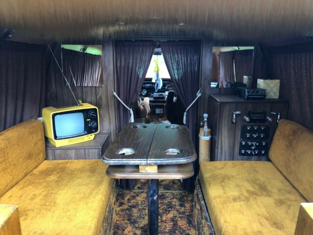 1976 Ford E-Series Van