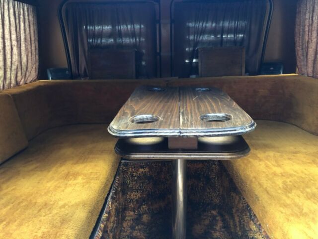 1976 Ford E-Series Van