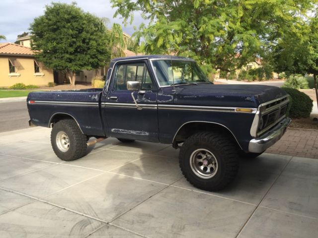 1976 Red Ford F-100