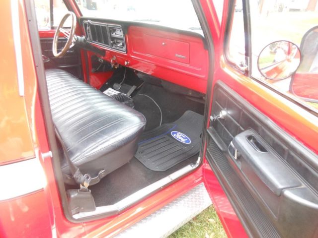 1976 Red Ford F-100
