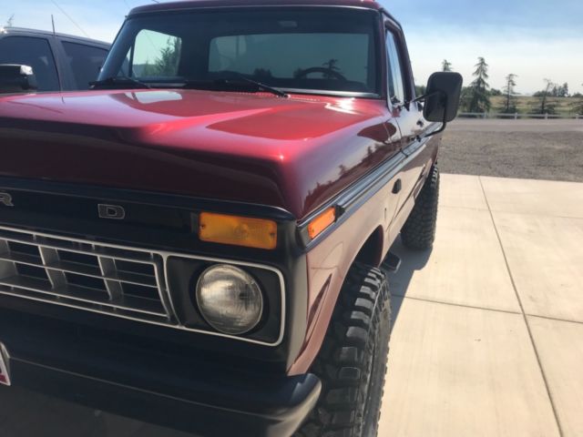 1976 Red Ford F-100 Pickup