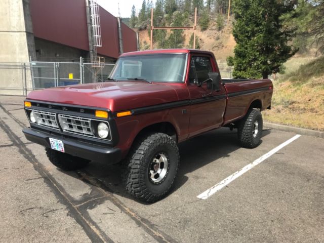 1976 Red Ford F-100 Pickup