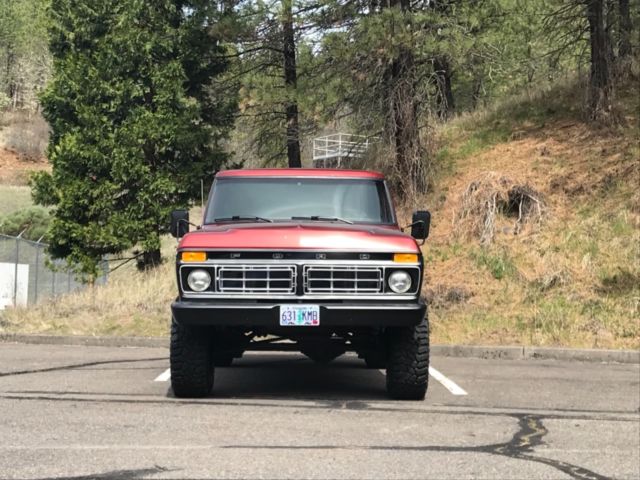 1976 Red Ford F-100 Pickup