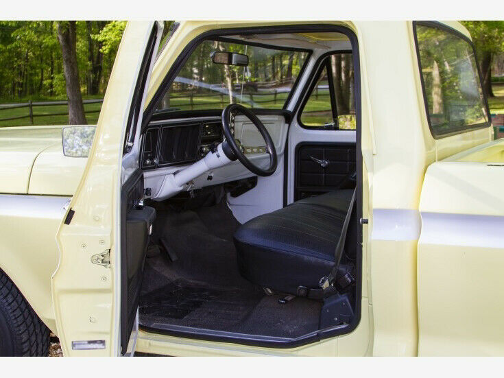 1976 Yellow Ford F-100 Pickup Truck