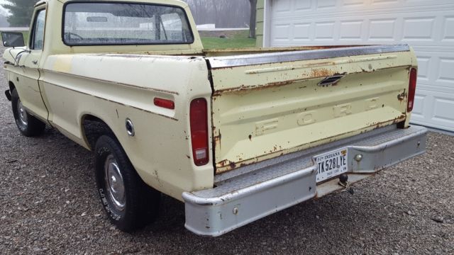 1976 Yellow Ford F-100 Standard Cab Pickup