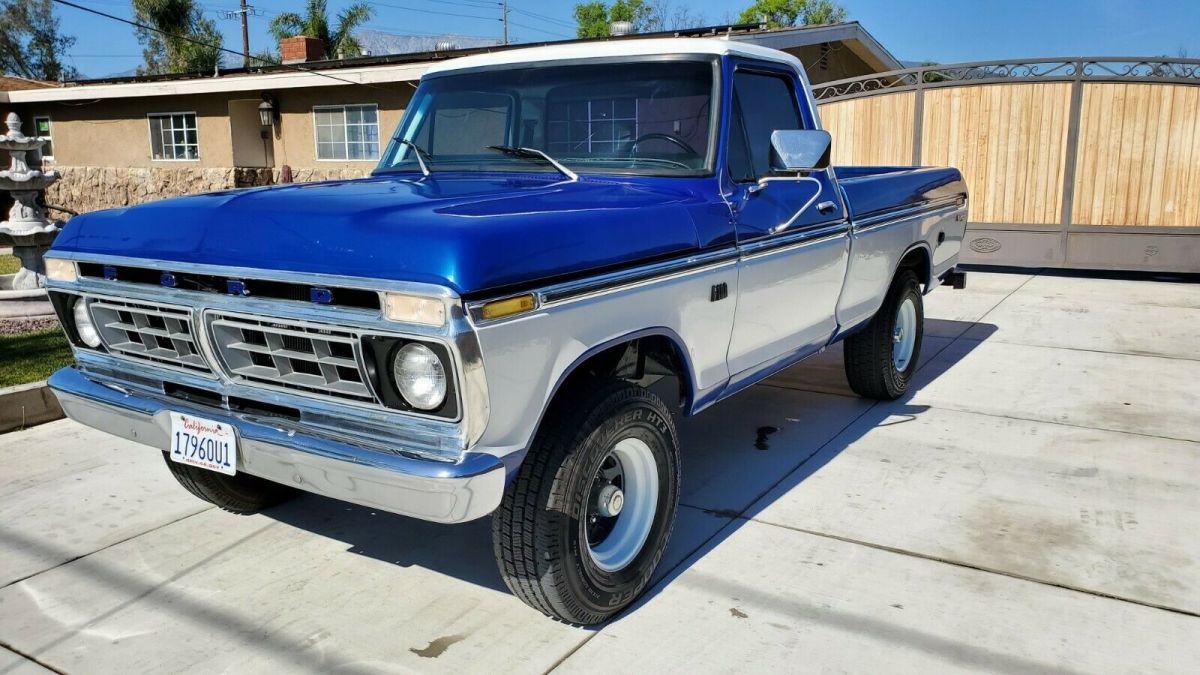 1976 Black Ford F-100 Pickup Truck