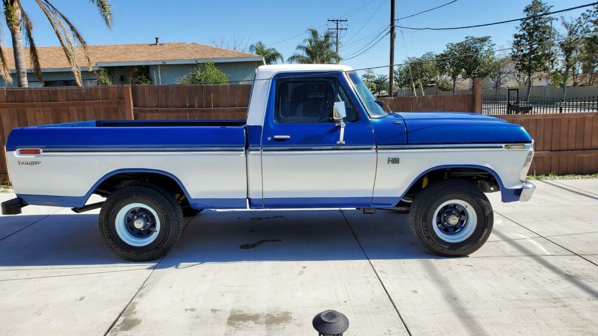 1976 Black Ford F-100 Pickup Truck