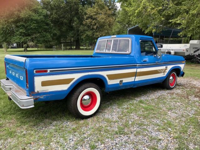 1976 Blue Ford F-150 Standard Cab Pickup