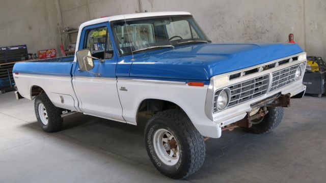 1976 Blue Ford F-150 TRUCK