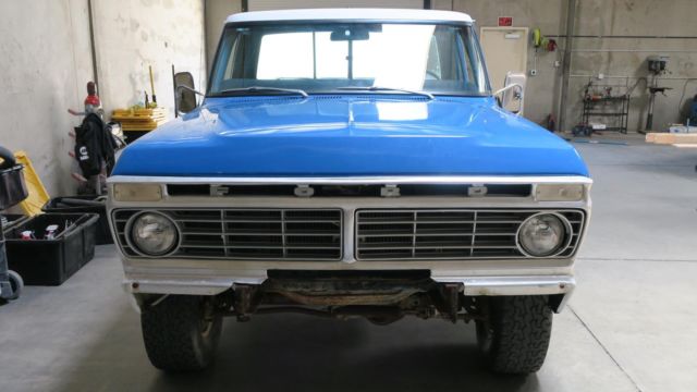 1976 Blue Ford F-150 TRUCK