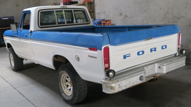 1976 Blue Ford F-150 TRUCK