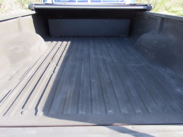 1976 White Ford F-250 Standard Cab Pickup