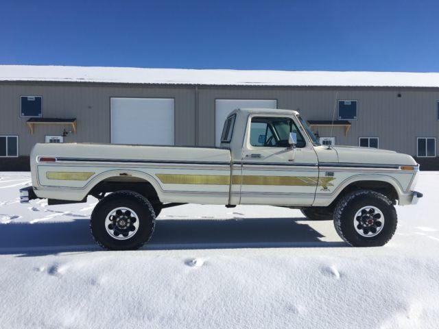 1976 Wimbledon White Ford F-250 Standard Cab Pickup