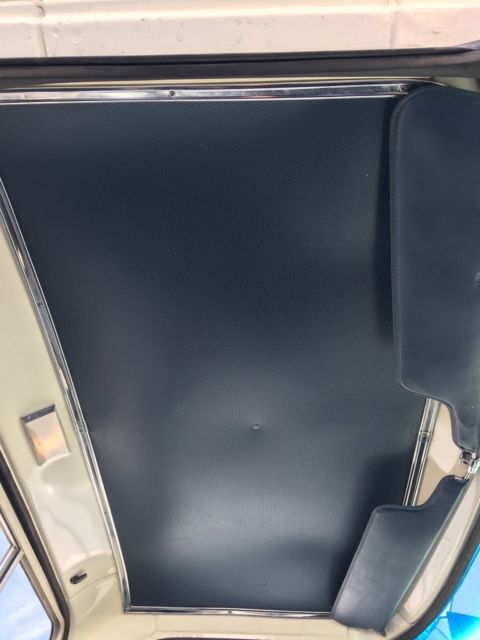 1976 Wimbledon White Ford F-250 Standard Cab Pickup