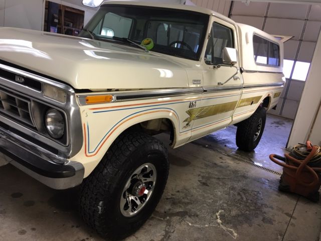 1976 Wimbledon White Ford F-250 Standard Cab Pickup