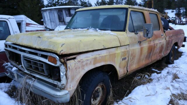 1976 Yellow Ford F-250 Crew Cab Pickup