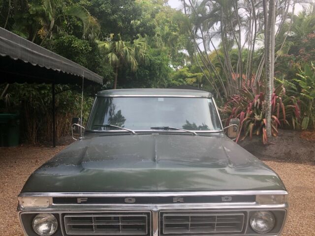 1976 Green Ford F-250