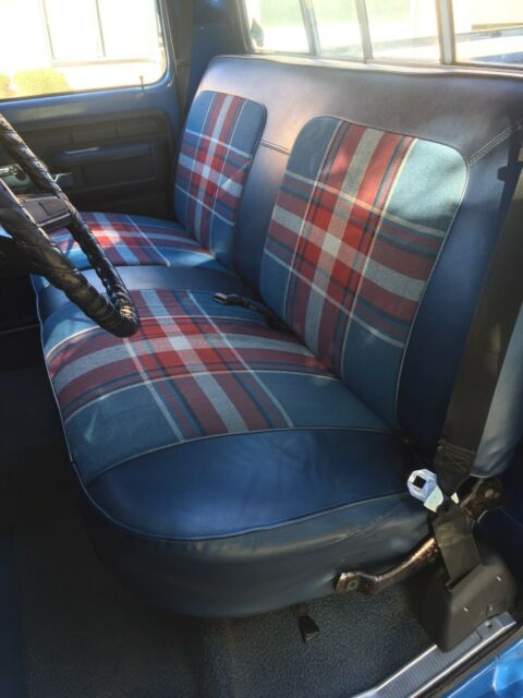 1976 Blue Ford F-250