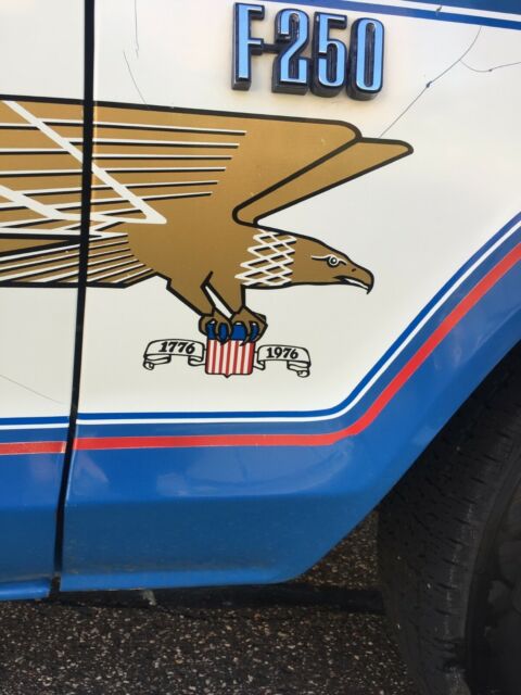 1976 Blue Ford F-250