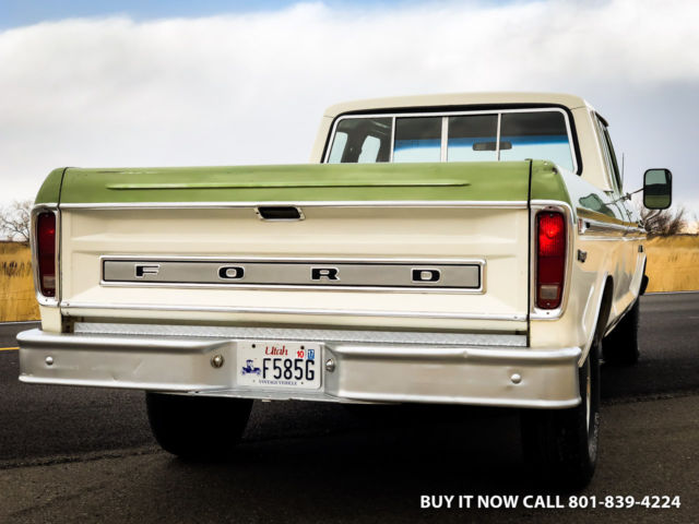 1976 Green Ford F-250 Extended Cab Pickup
