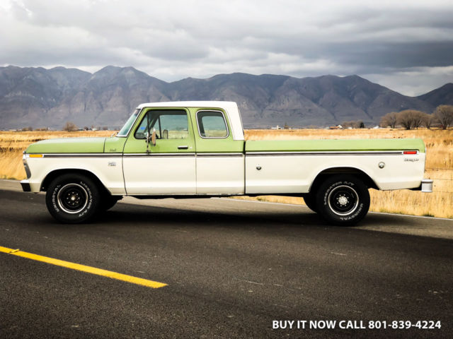 1976 Green Ford F-250 Extended Cab Pickup