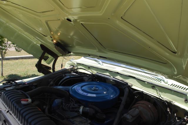 1976 Green Ford F-350 Extended Cab Pickup