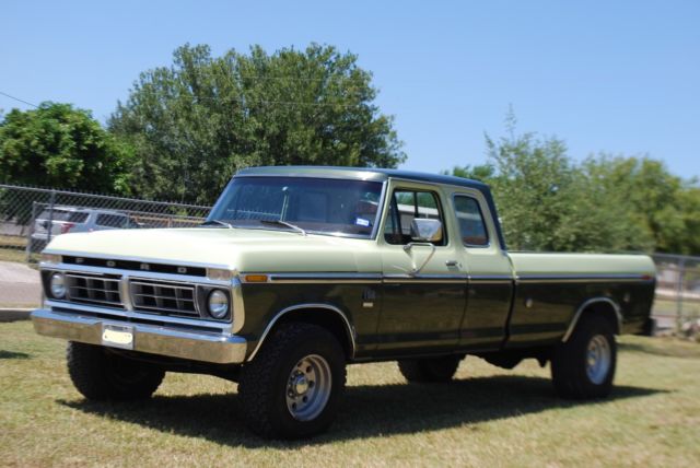 1976 Green Ford F-350 Extended Cab Pickup