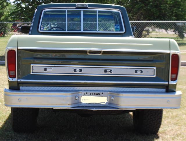 1976 Green Ford F-350 Extended Cab Pickup
