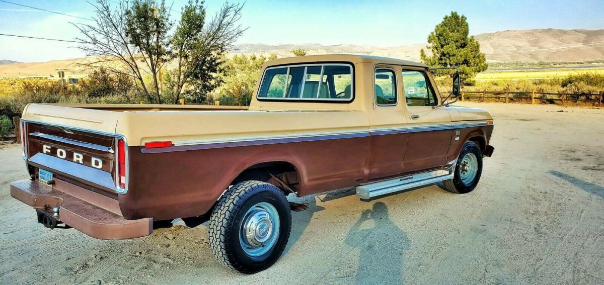 1976 Brown Ford F-350 Extended Cab Pickup