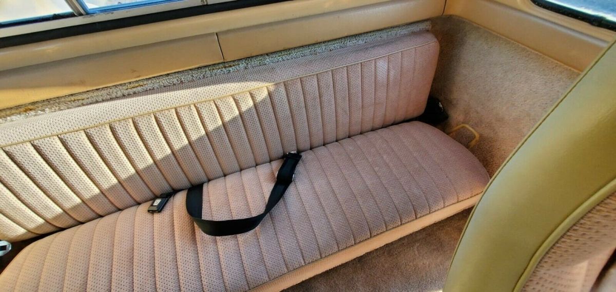 1976 Brown Ford F-350 Extended Cab Pickup