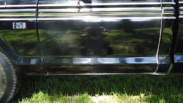 1976 Black Ford F-250 Standard Cab Pickup