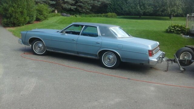 1976 Blue Ford LTD Sedan