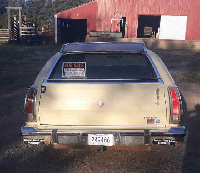 1976 Cream / Flat Black Ford LTD Wagon