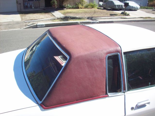 1976 White Ford Mustang Coupe