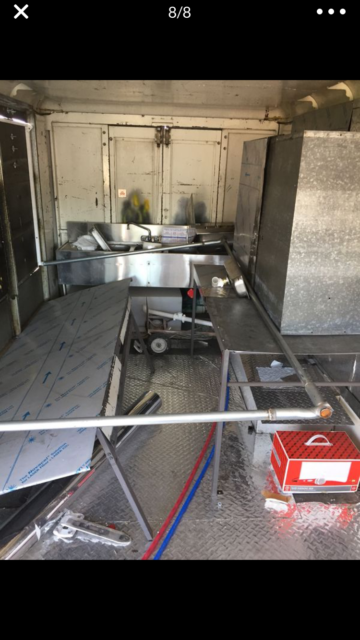 1976 Ford P-400 Stepvan